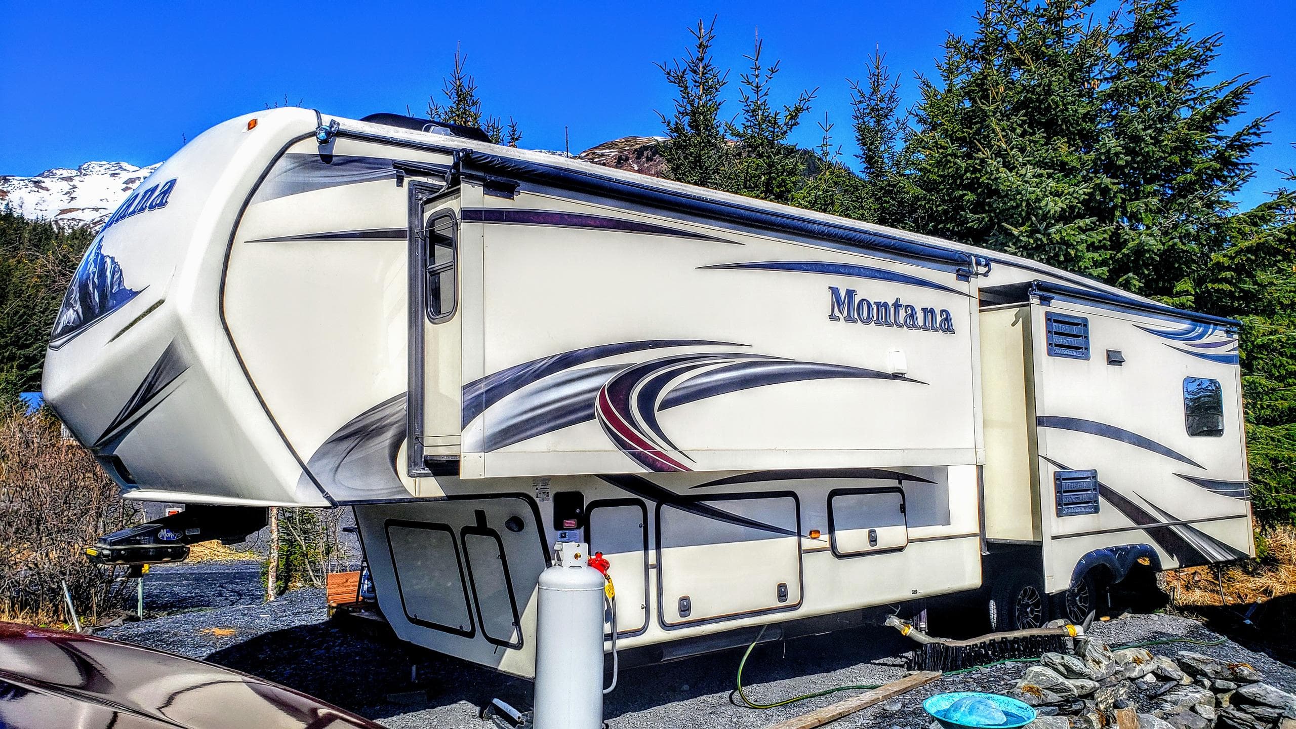 Oceanfront Inn Luxury Camper