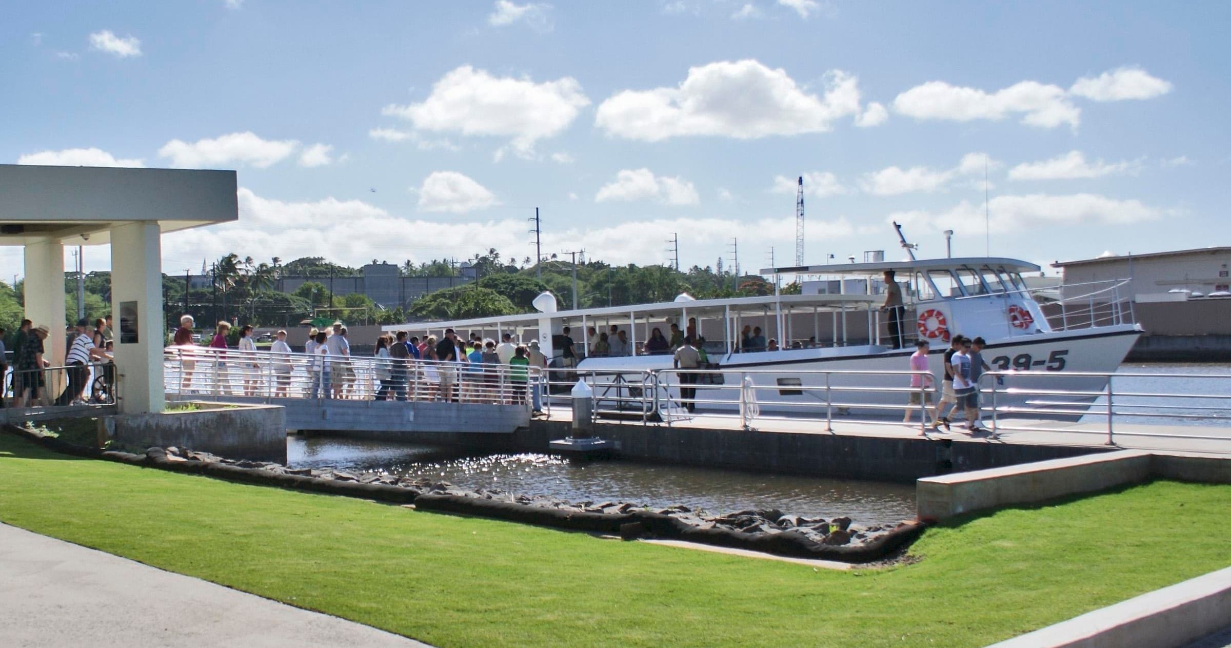 Discover Pearl Harbor and Honolulu History from Waikiki