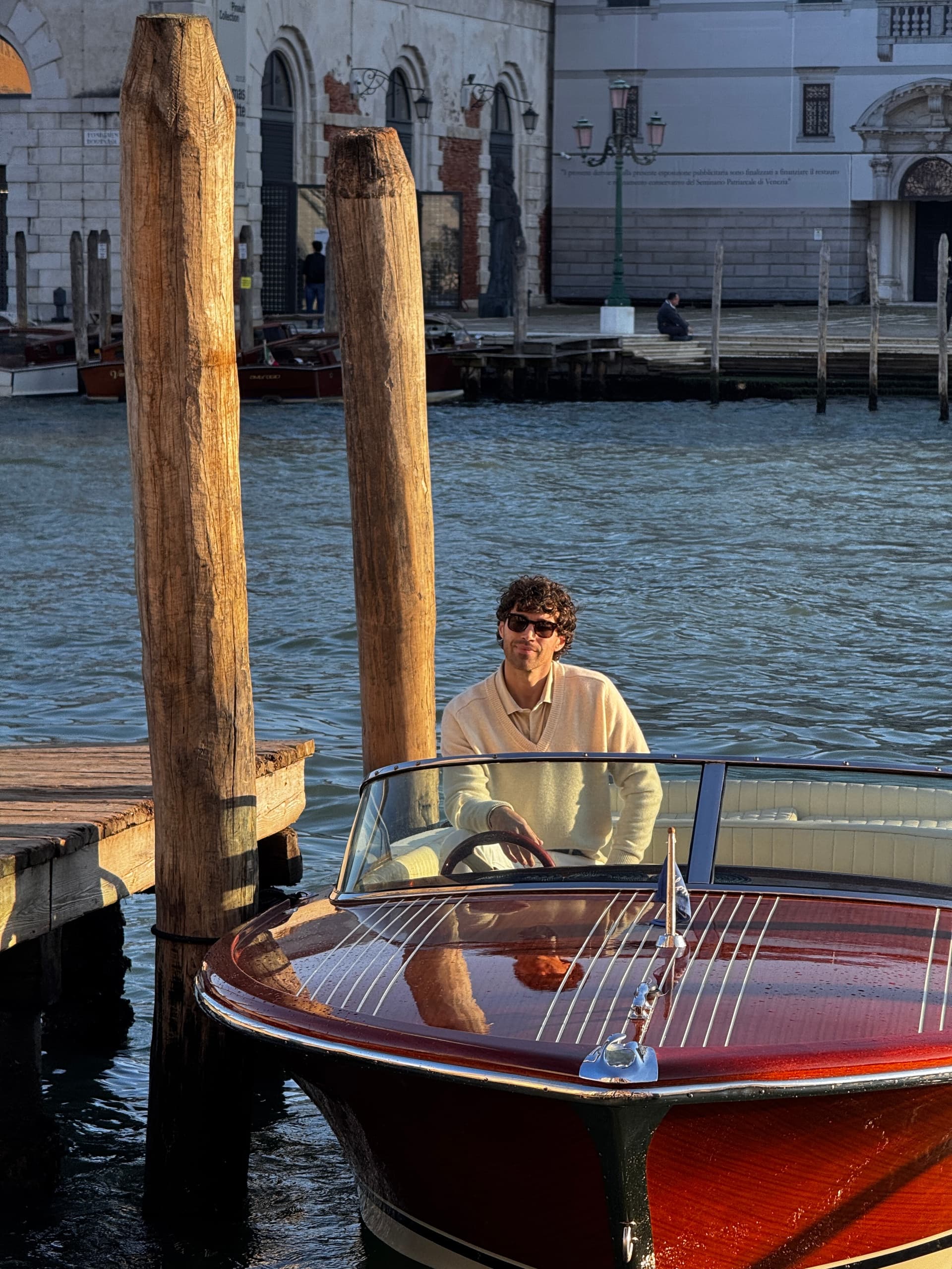 Private Venice Boat Charter for Photoshoots & Proposals — The Lady Anna Experience photo 3