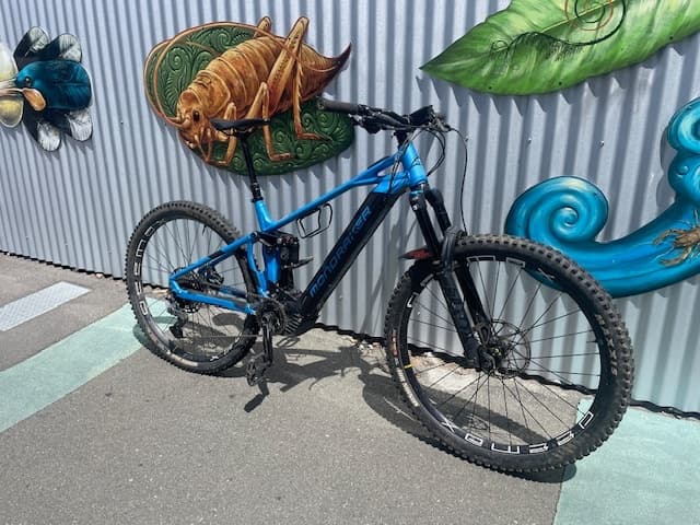 Nelson eMTB Rentals with Gravity Nelson