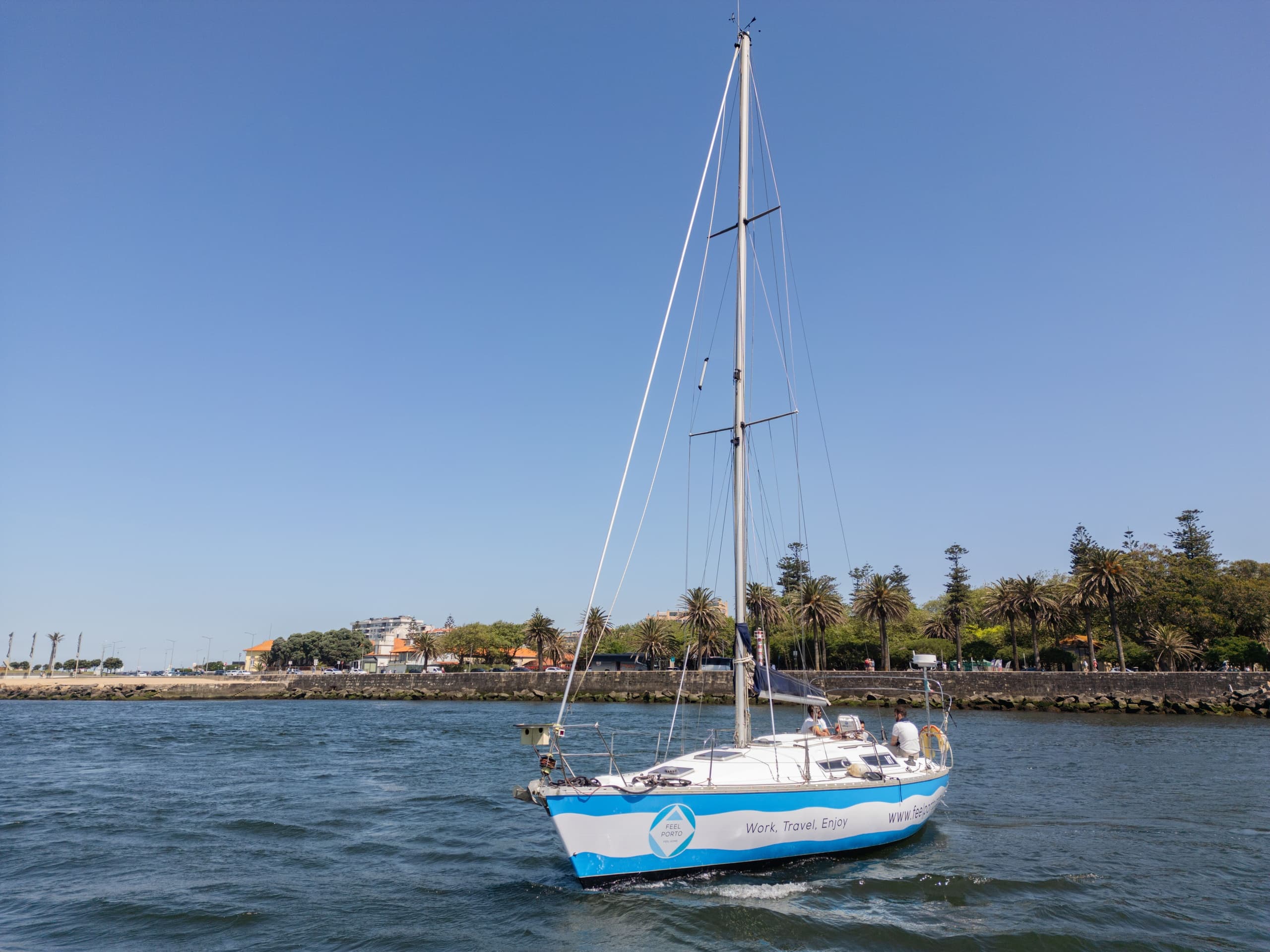 Sailboat Douro River Cruise with Tonic Port & Cheese by Sailing 360