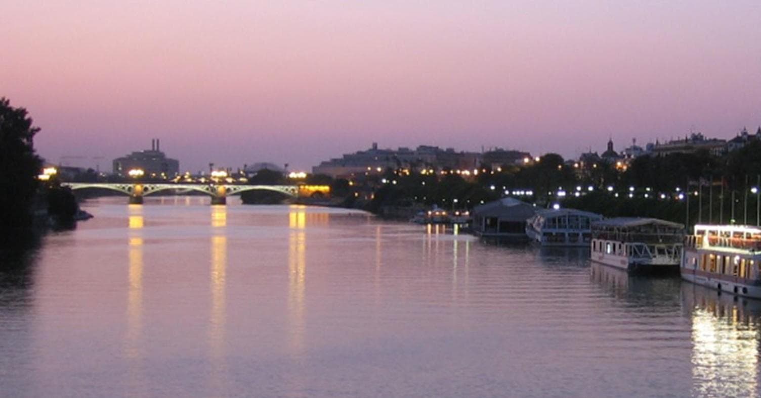 City Tours & Sevilla in Comfort with Tour Panorámico