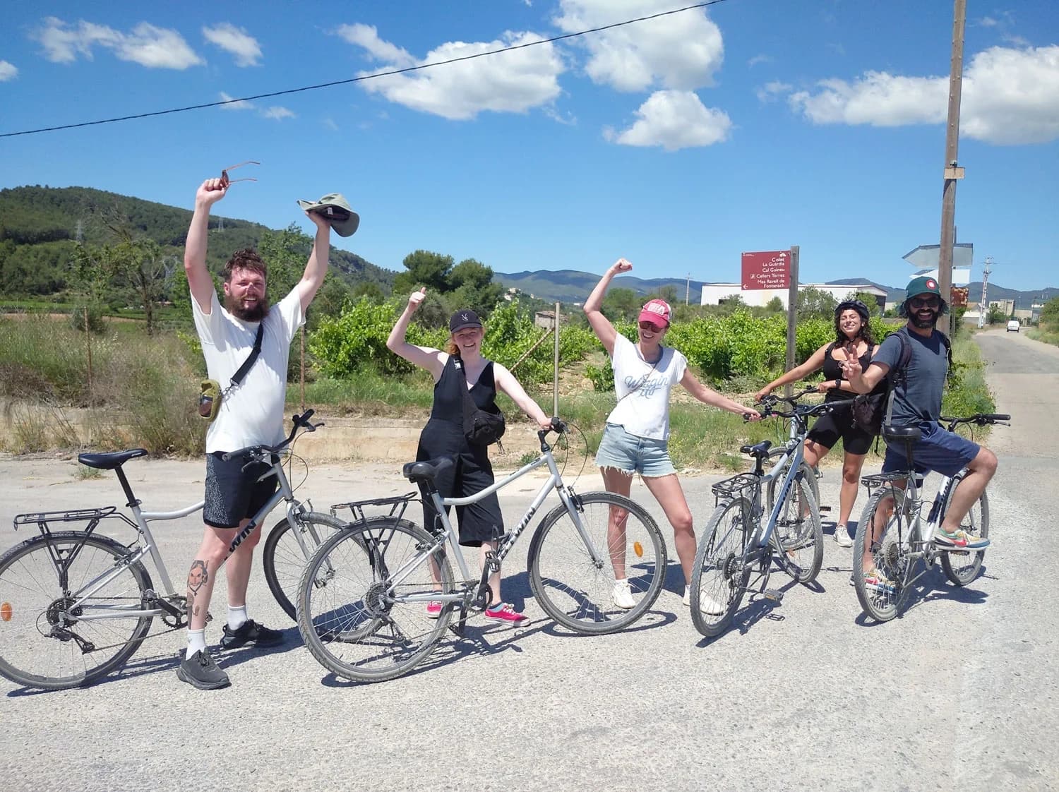 Sitges Wine & Bike Tour: Vilafranca Cava Tasting and Vineyard Ride photo 1