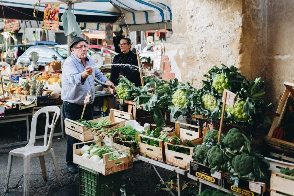 Evening Food & Wine Tour in Palermo: Private Street-Food Walk Through La Kalsa