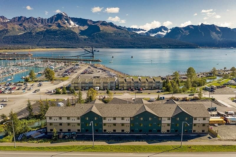 Explore Seward’s Gateway Hotel & Scenic Outdoor Tours
