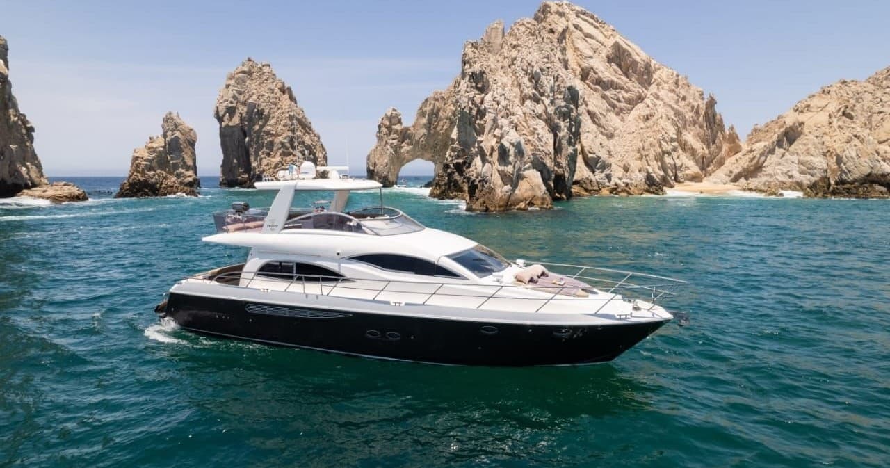 Water Activities: 63 Seavana in Cabo San Lucas