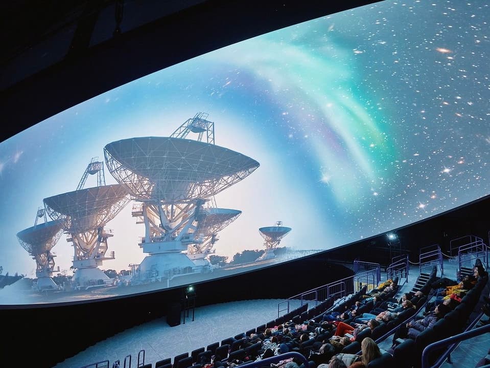 Astro-Adventure at Kakslauttanen Planetarium
