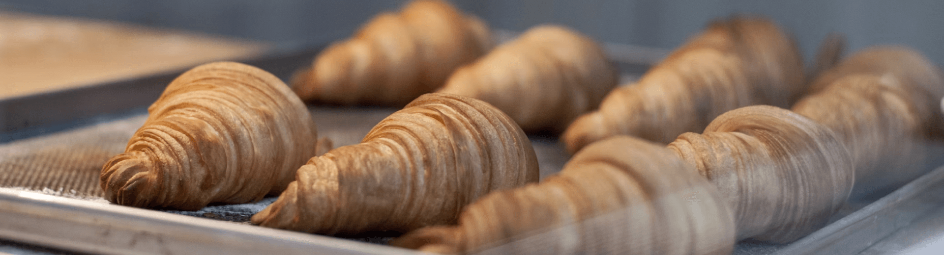 Hands-On Croissant Class and Champagne with Eiffel Tower Views