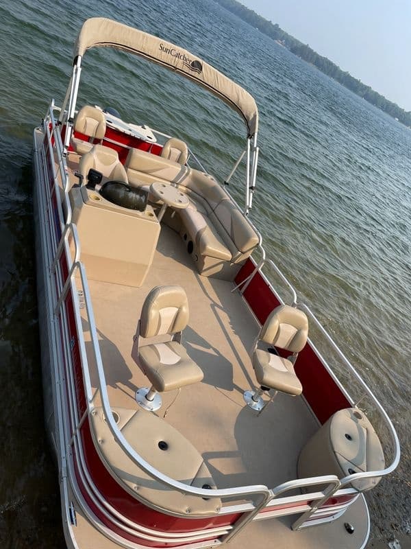 Fishing & Cruising on Water with Foster Recreational Rentals