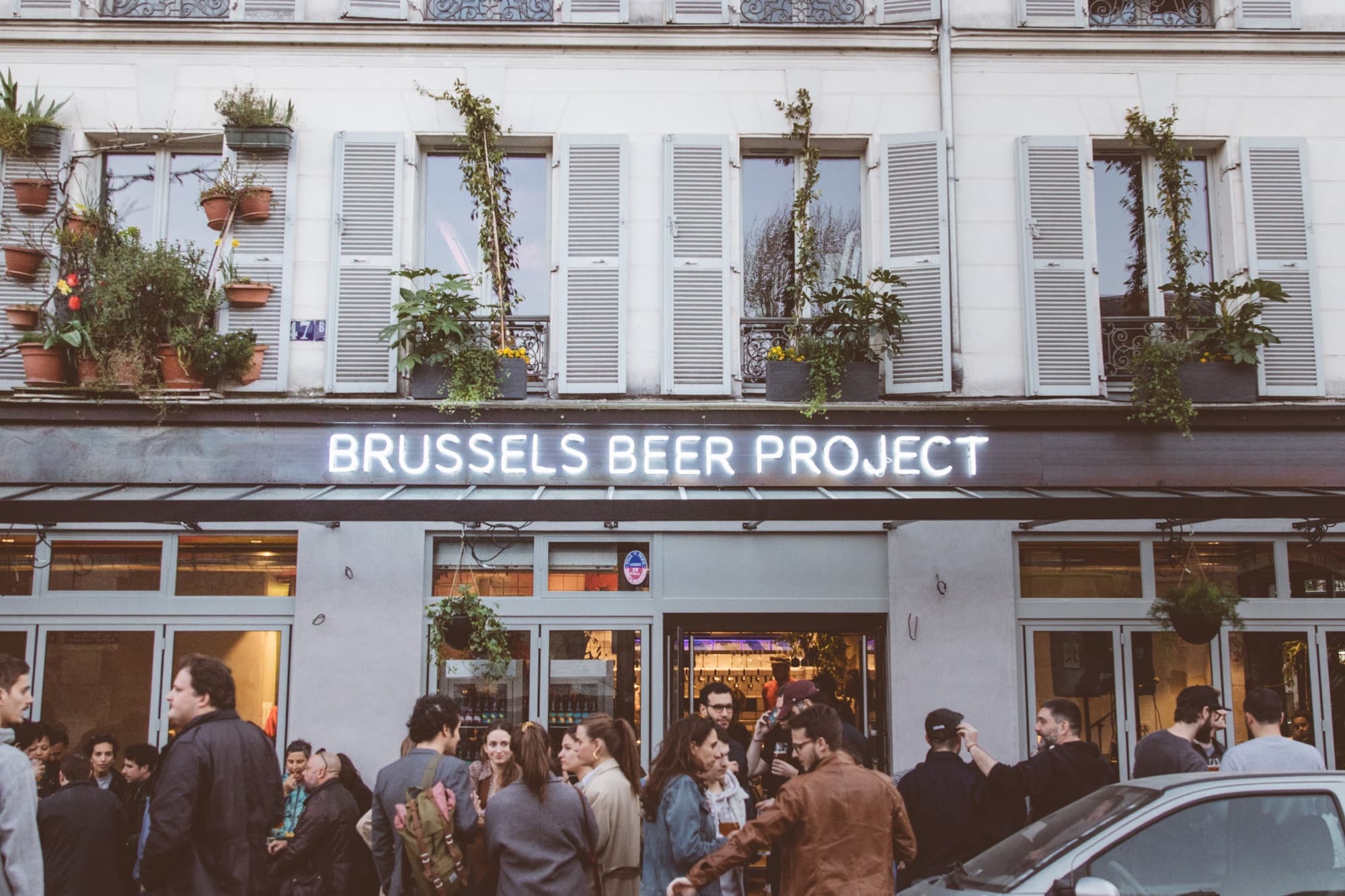 Canal St. Martin Hangout at Brussels Beer Project Paris Canal