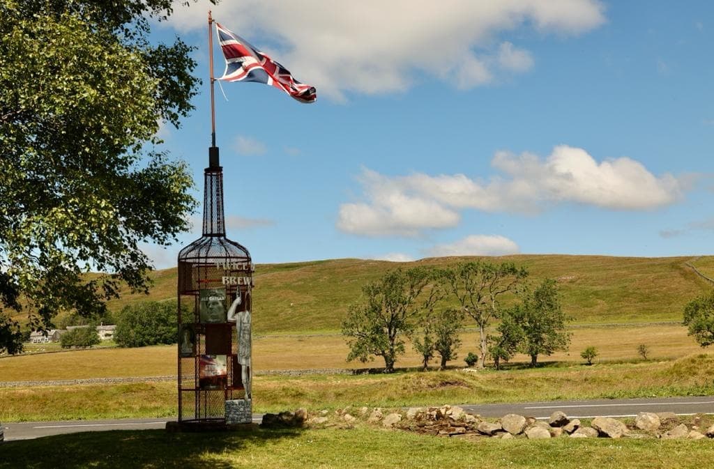 Walking a Millennium: Hadrian’s Wall to Durham Cathedral with Iles Tours photo 3
