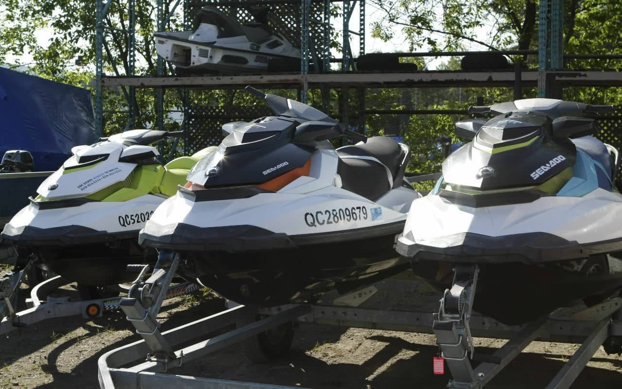 Jetski GTI at Marine Saint-Donat: Thrilling Water Adventures in QC