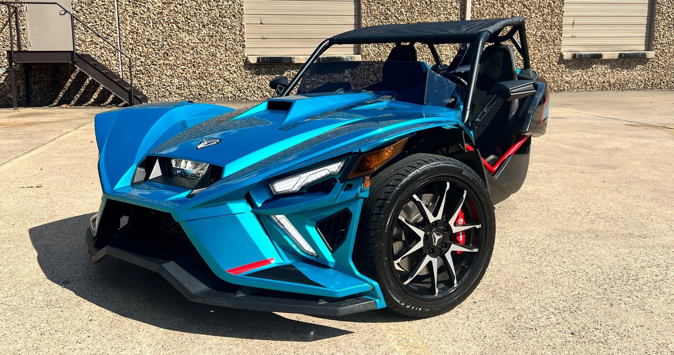 Land Adventures with Dallas Slingshot Rental in Dallas