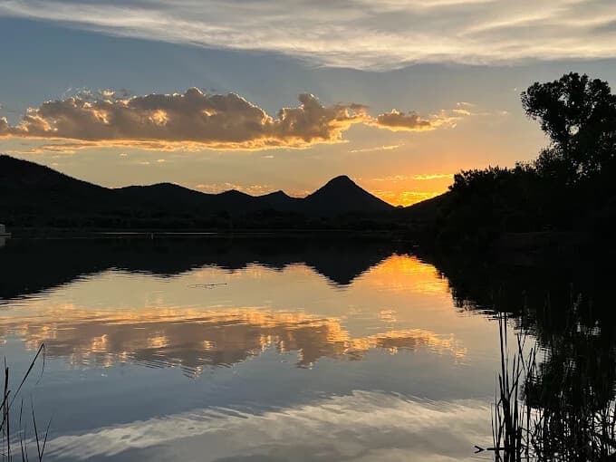 Patagonia Lake Overnight Rentals: Kayaks, SUPs & Pontoon Boats Near Nogales