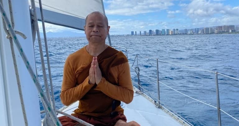 Private Sailing Tours for Special Events in Honolulu