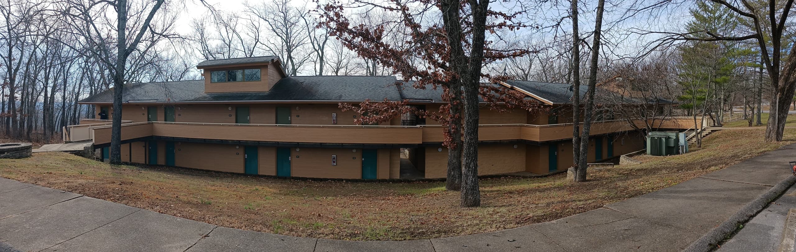 Room 111 at The Hickory Ridge Motel: Comfortable 1–7 Night Stay in Sullivan, MO