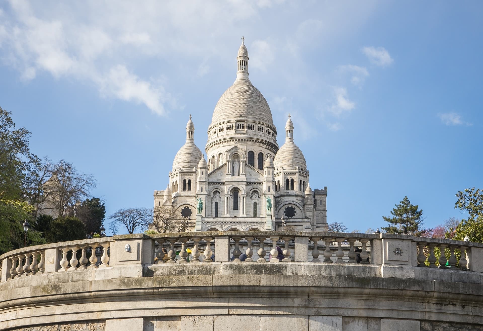 Montmartre-Sacre Coeur Tour with Bonbon Tours