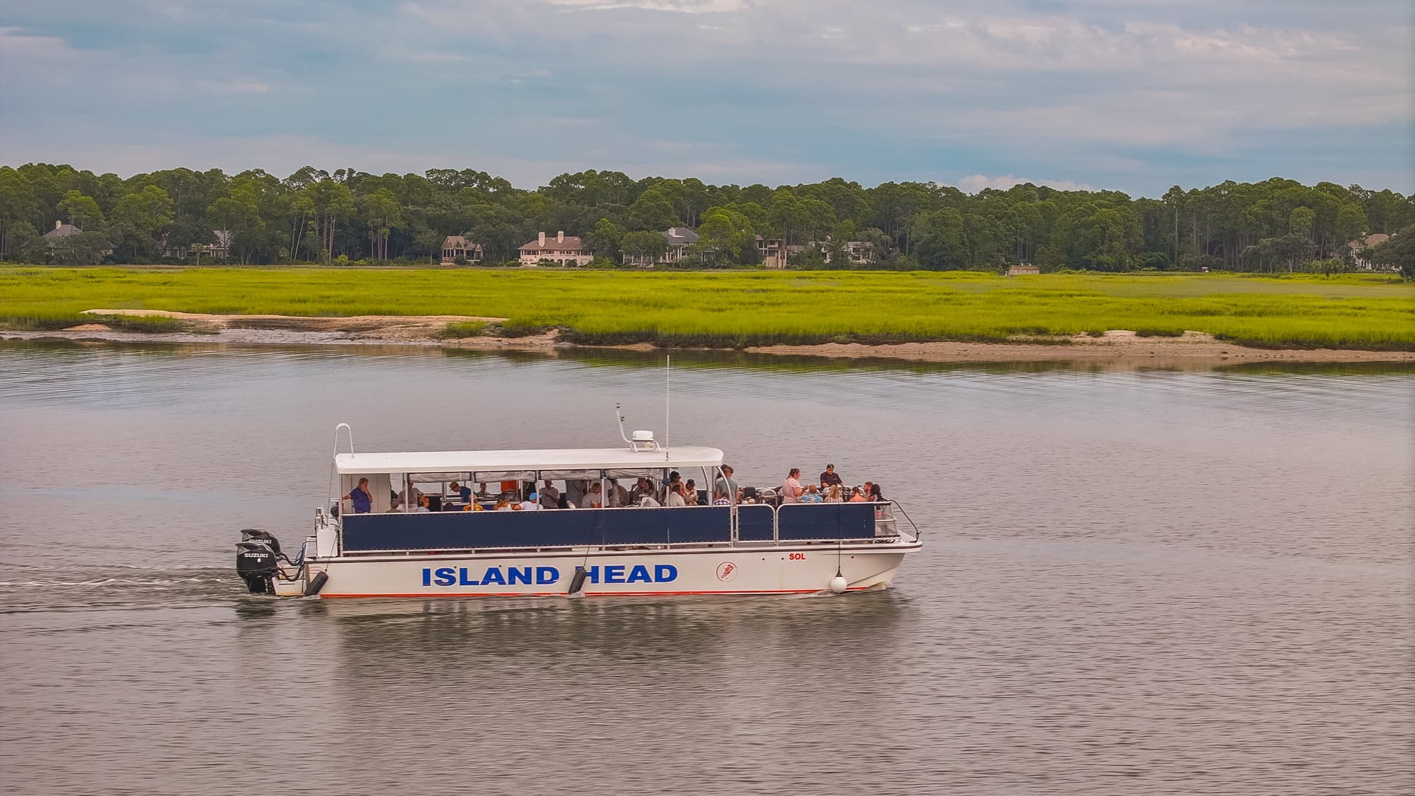 Hilton Head to Savannah Ferry: Daily Round-Trip from Broad Creek Marina