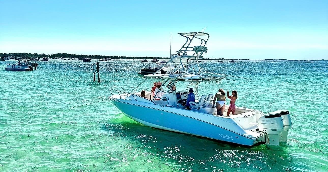 Thrilling Bimini Bear Boat Rental in Miramar Beach, FL
