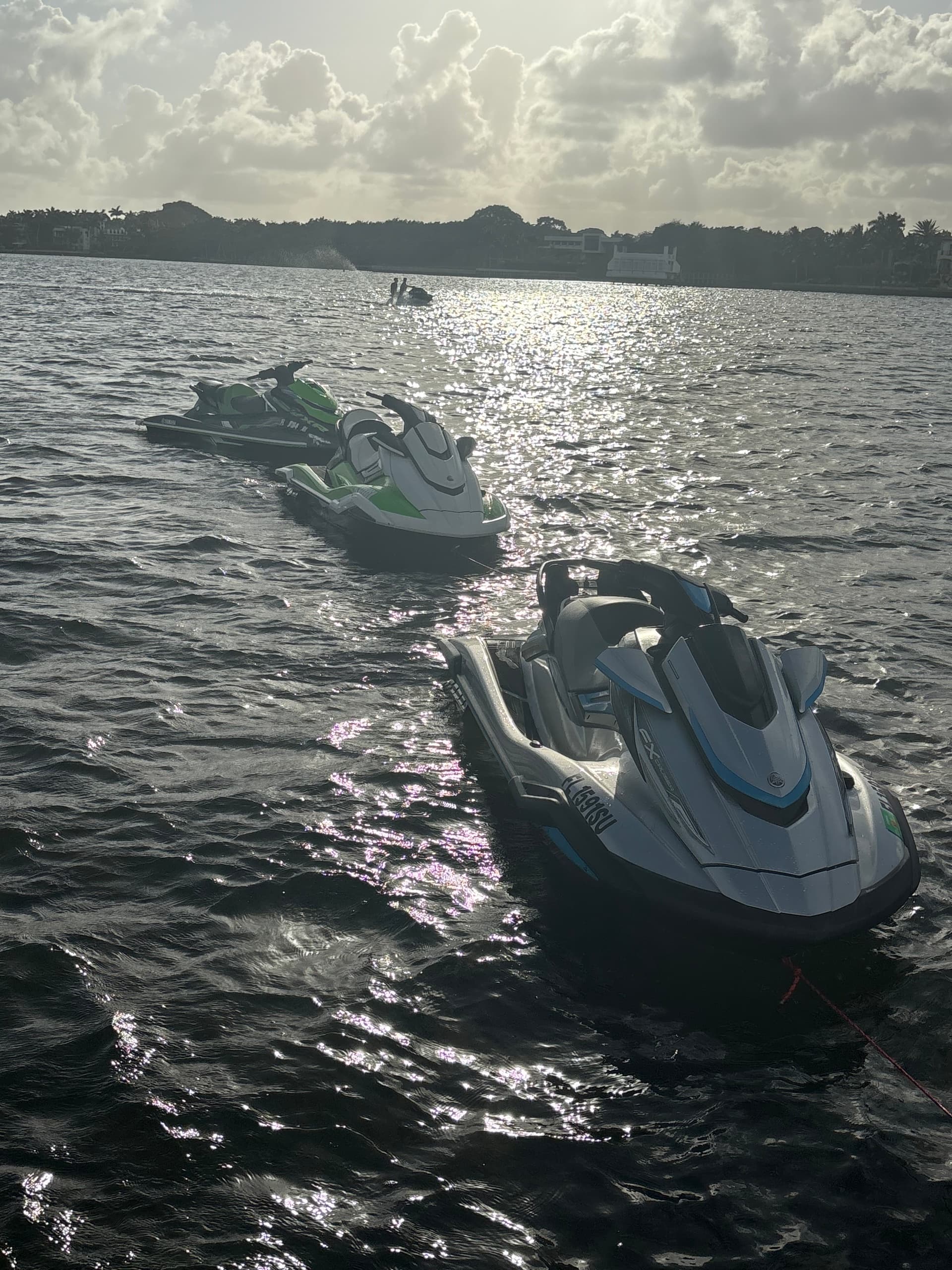 Miami Free-Ride Jet Ski Rental: Biscayne Bay, Coconut Grove Mansions & Skyline photo 3