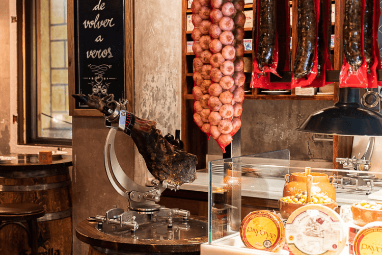 El Born Food Walk — 26-Stop Self-Guided Culinary Route in Barcelona
