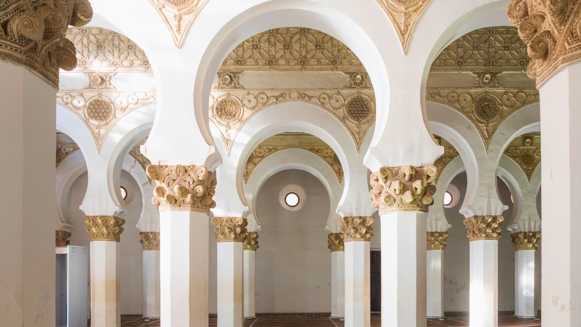 Private 2-Hour Toledo Walking Tour: Cathedral, Alcázar & Hidden Alleys photo 3
