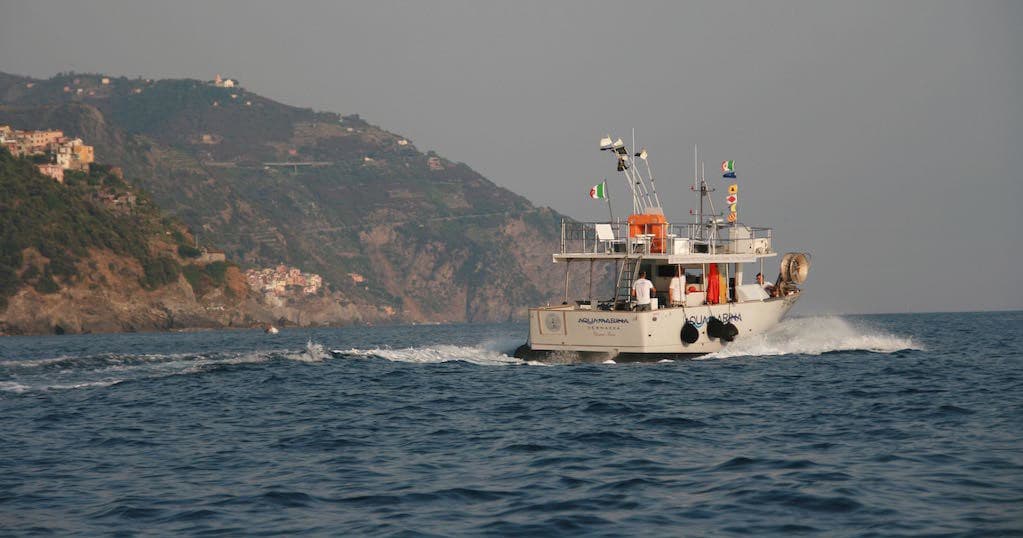 Cinque Terre Boat Tour from Arbaspaa in Monterosso
