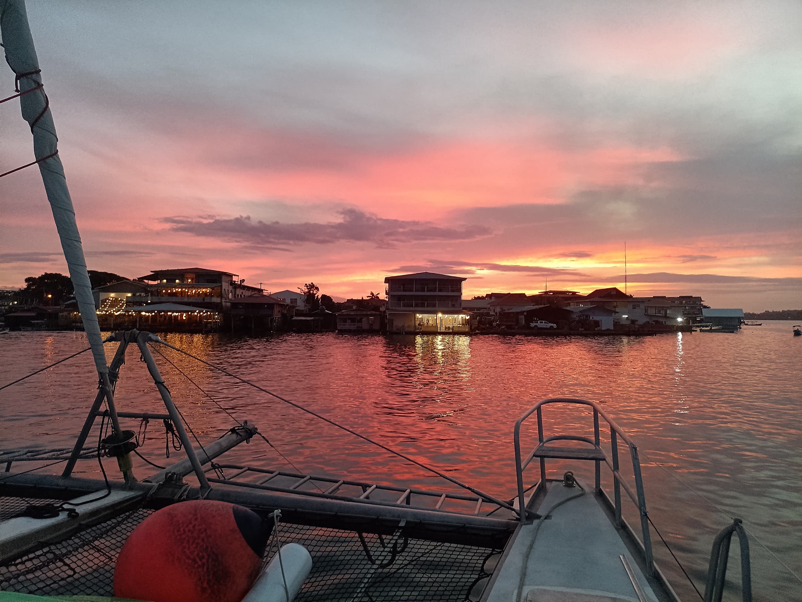 Water-Activities Adventure with SwayStays in Bocas del Toro