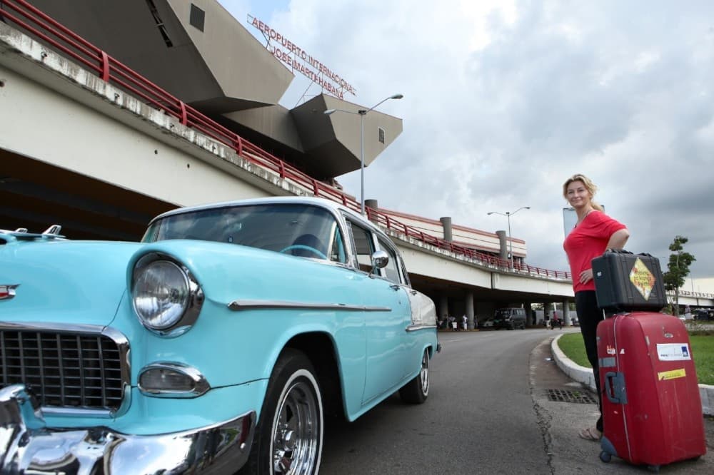 Transport & Travel: Havana City to Airport by Nostalgic Today