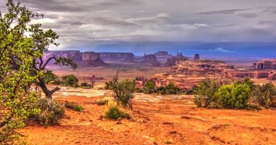 Monument Valley Classic Tour: Iconic Landmarks & Navajo Culture
