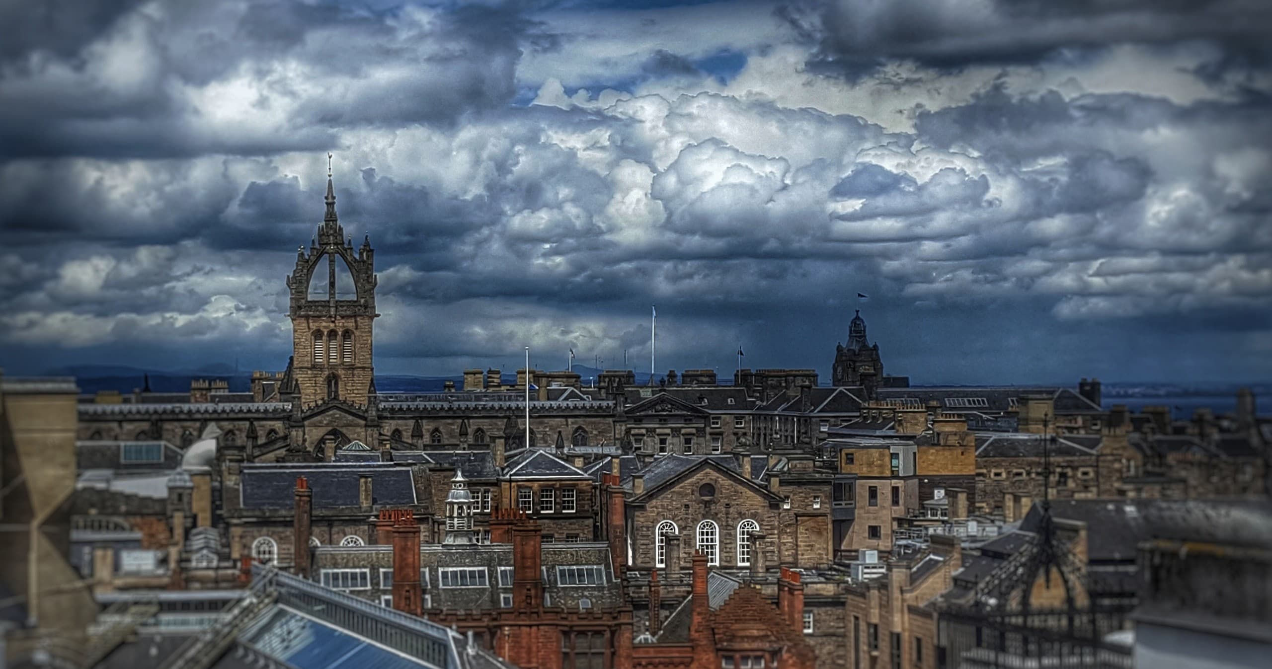 Historical Underground & Old Town Tour with City of Edinburgh Tours