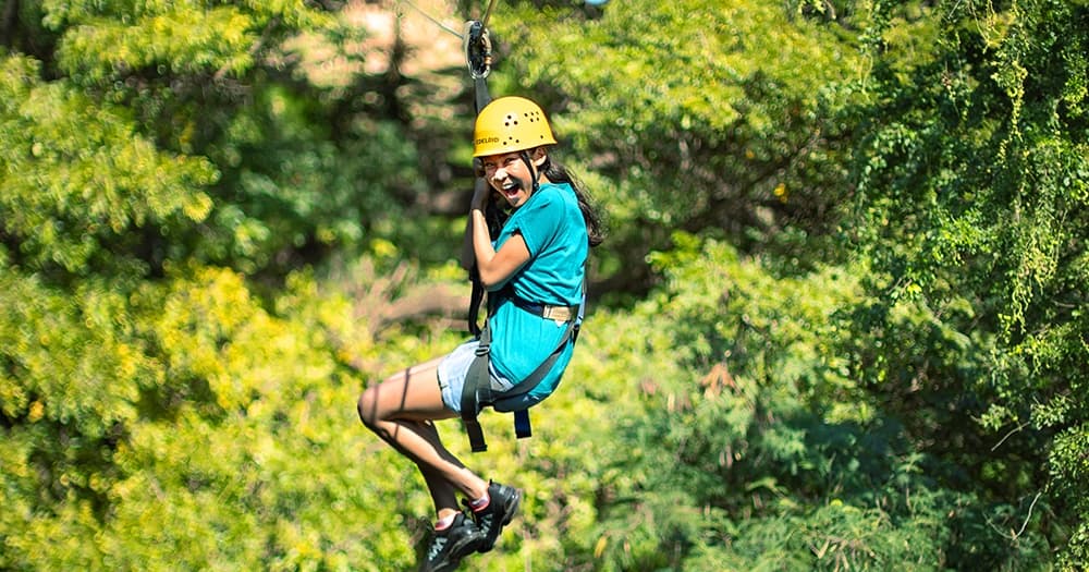 Six Zipline Adventure in Kapolei with Waikiki Shuttle