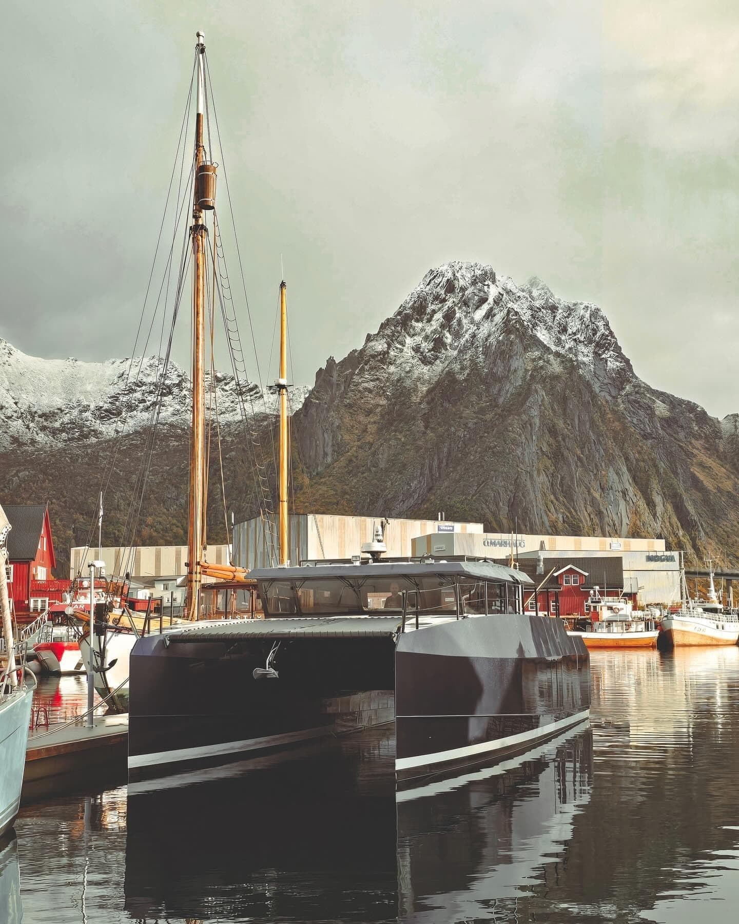 Explore Tromsø’s WWII Heritage on an Unforgettable City Walk & Scenic Cruise