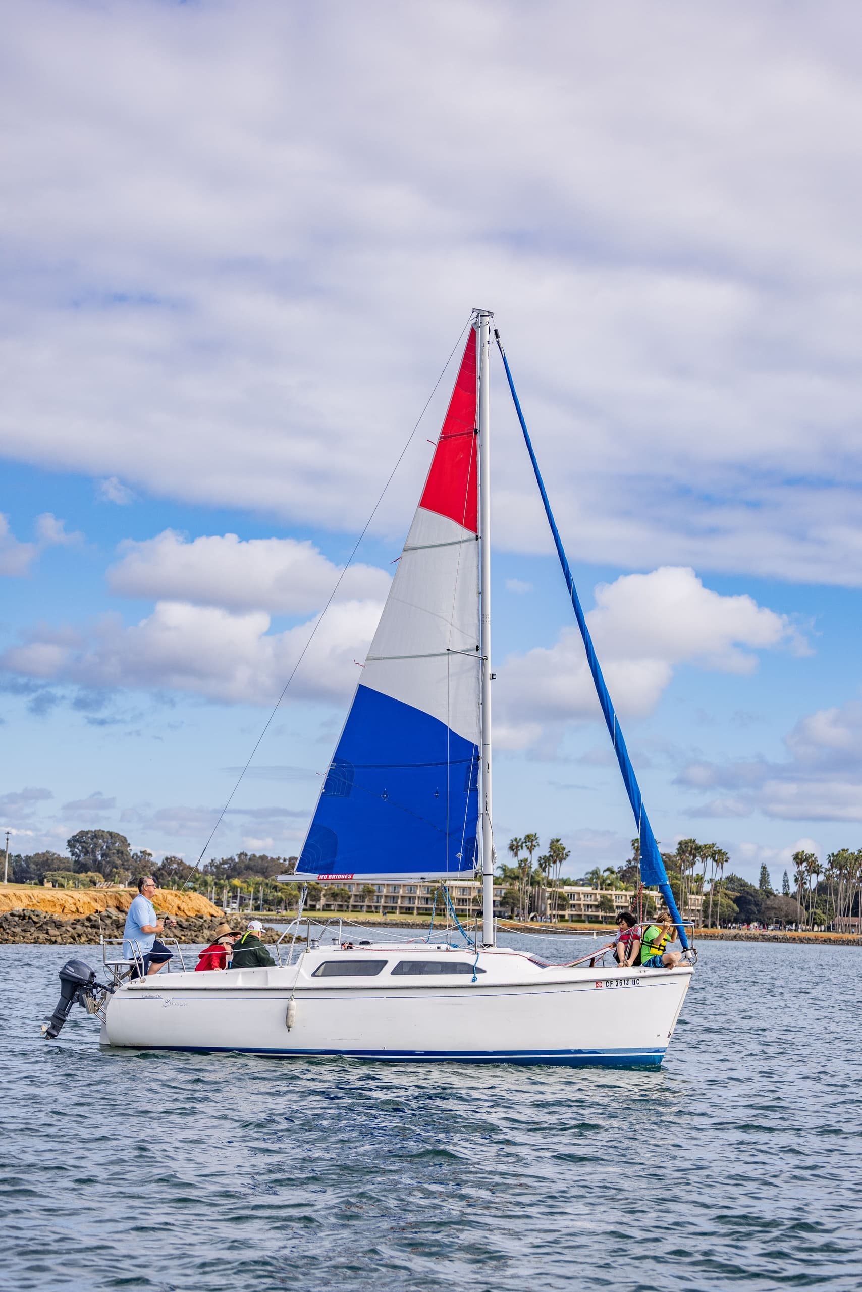 Sail a 25’ Catalina in San Diego’s Beautiful Waters