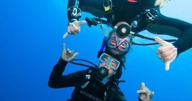 Certified PADI Scuba Diver Experience in Honolulu, Hawaii