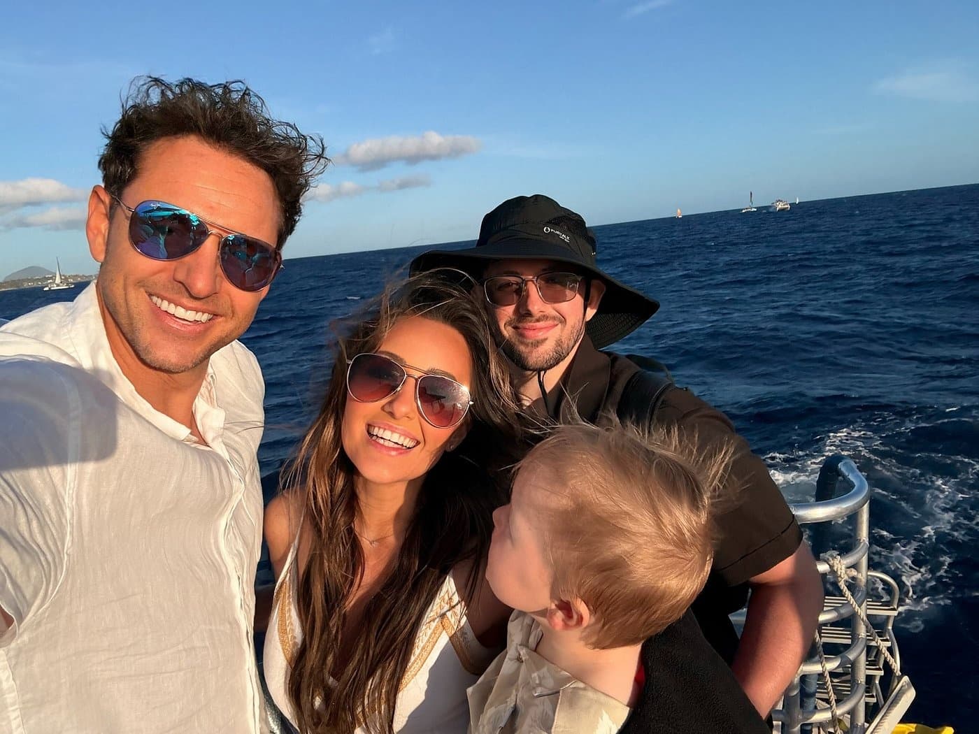 Waikiki BYOB Sunset Cruise: Diamond Head Views from Kewalo Basin photo 3