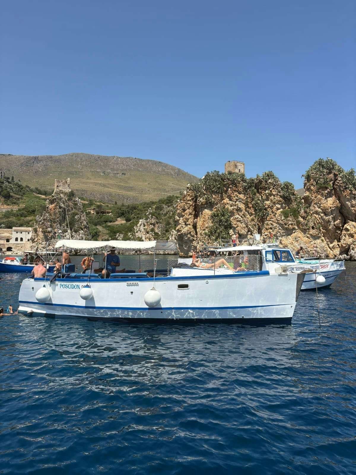 Marea Boat Tours team