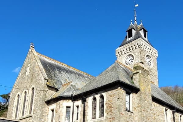 Guided Riverside Walks in Looe with Lucy Daniel Guide