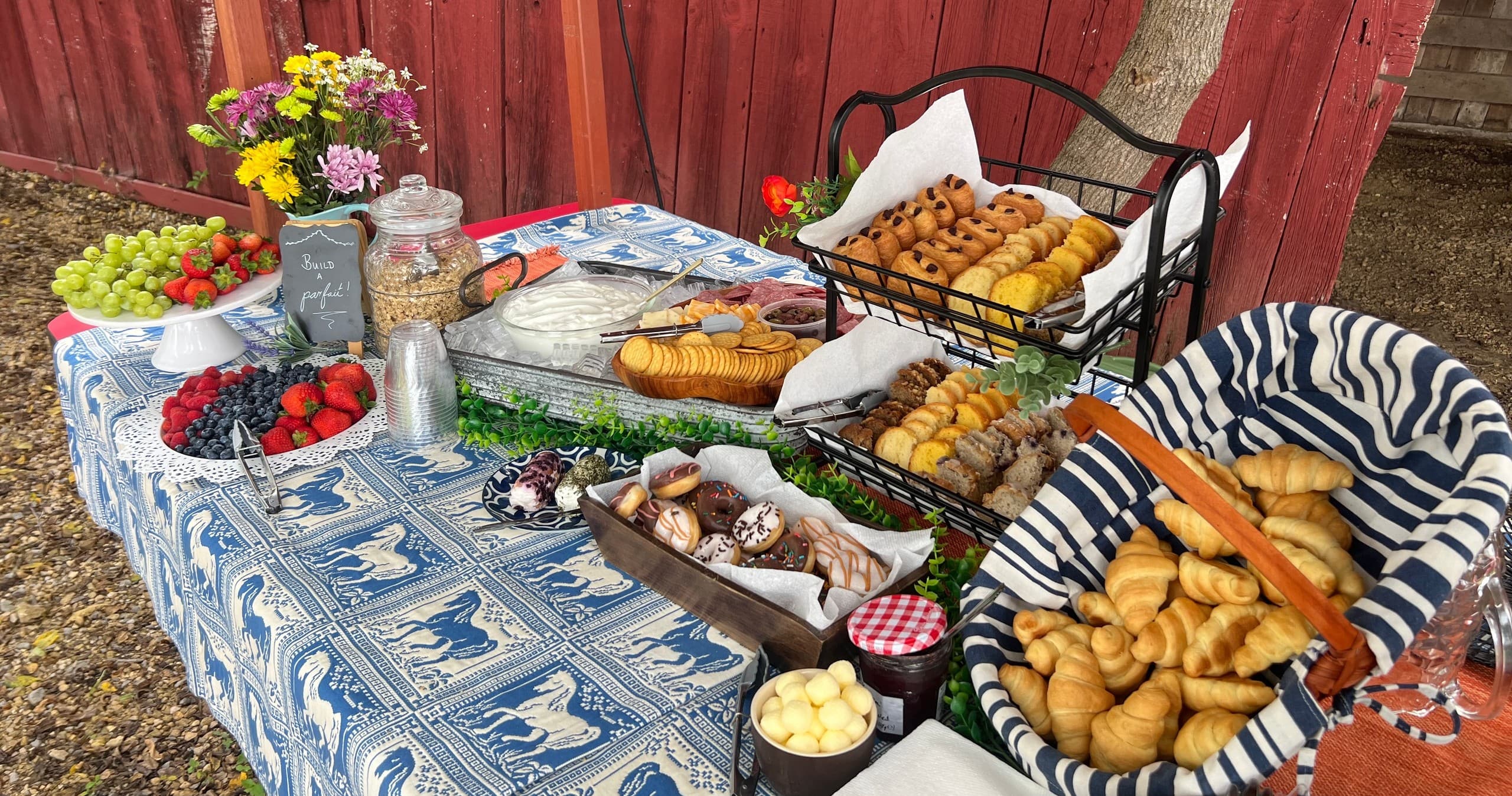 Outdoor Animal Encounters & Brunch at Tacktics Galena