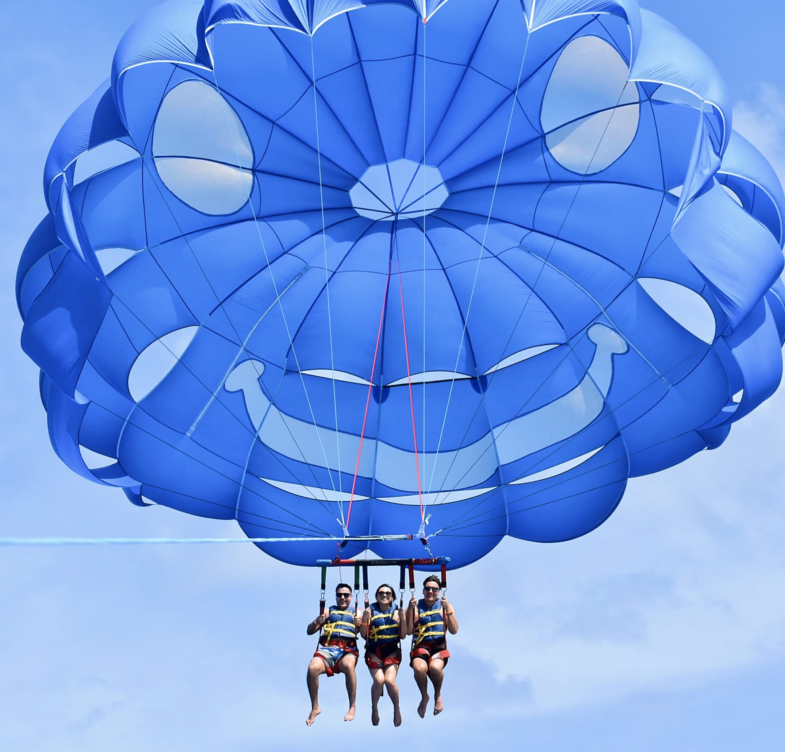 Parasailing & Snorkel Adventure in Honolulu, Hawaii