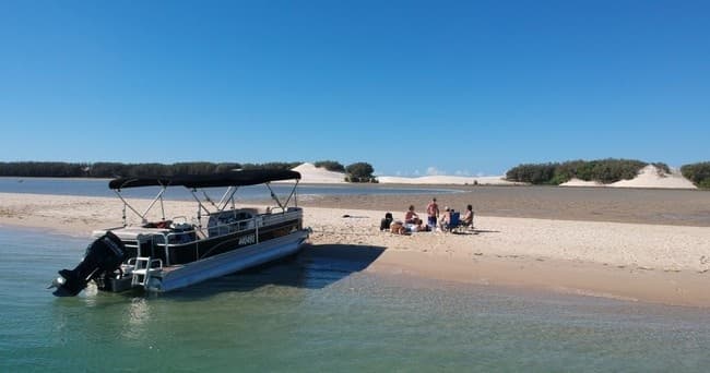 Boat Charters: Coastal Ventures on Goldie Broadwater