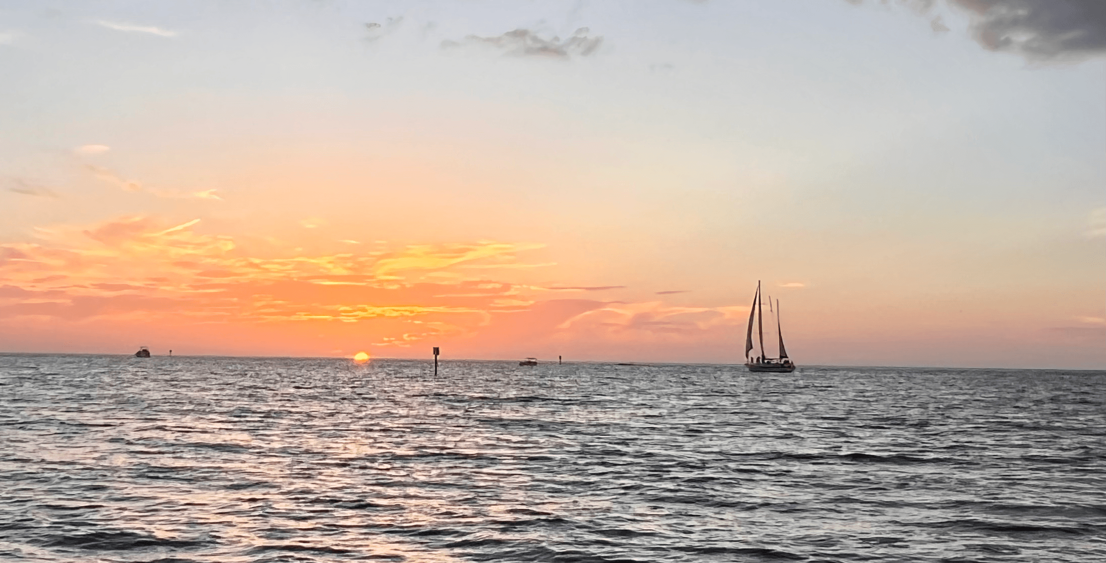 Signature Sunset Cruise Gulfport: Private 3-Hour Golden Hour & Skyway Bridge Night Views