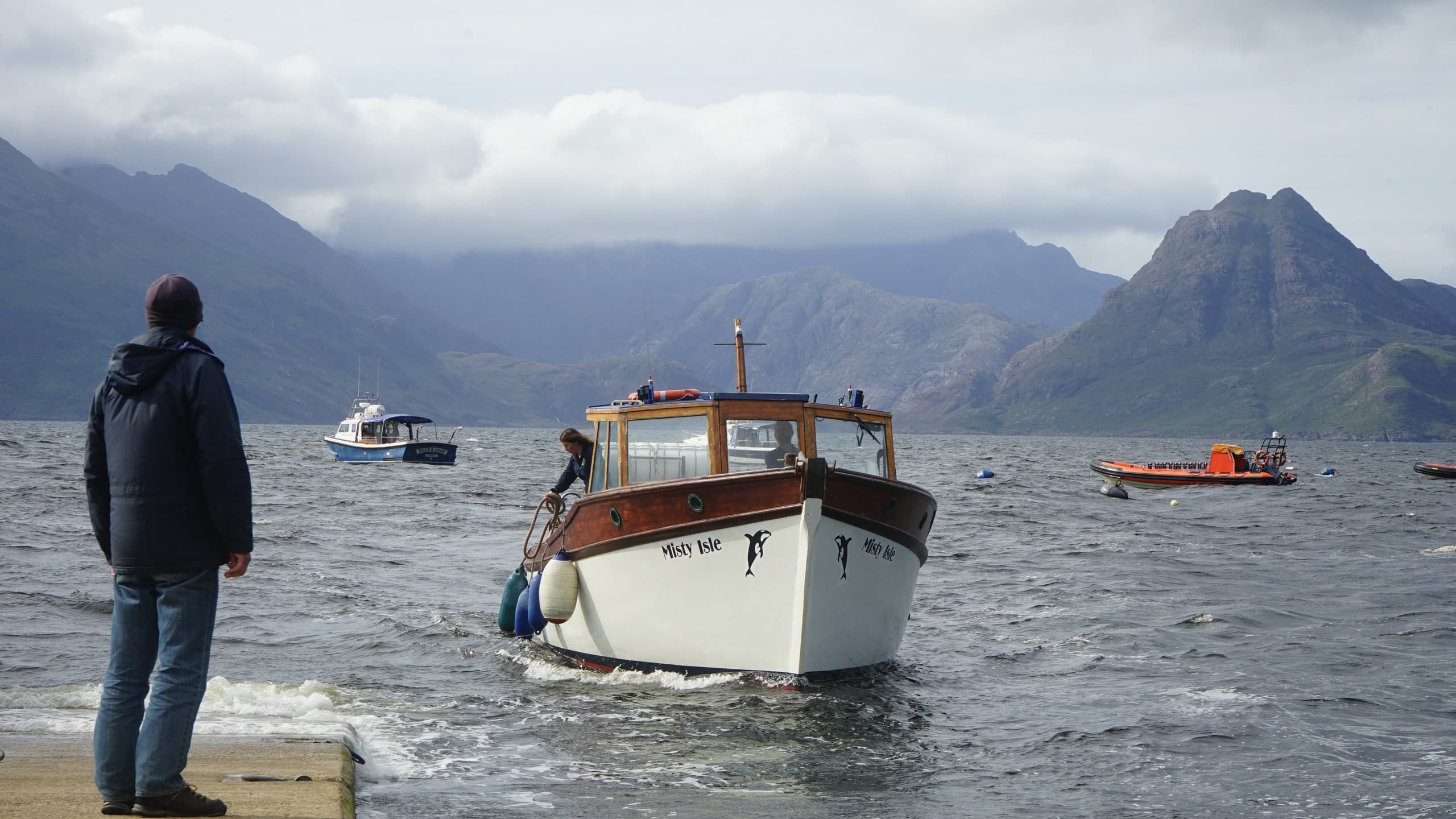 One-Way Boat to Loch Coruisk from Elgol: 45-Min Sea Transfer to the Cuillin