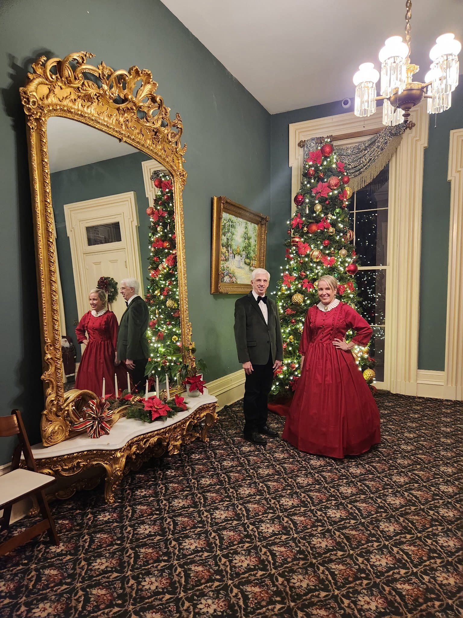 Holiday Tours at Two Rivers Mansion: 1859 Mansion & 1802 House Holiday Experience in Nashville
