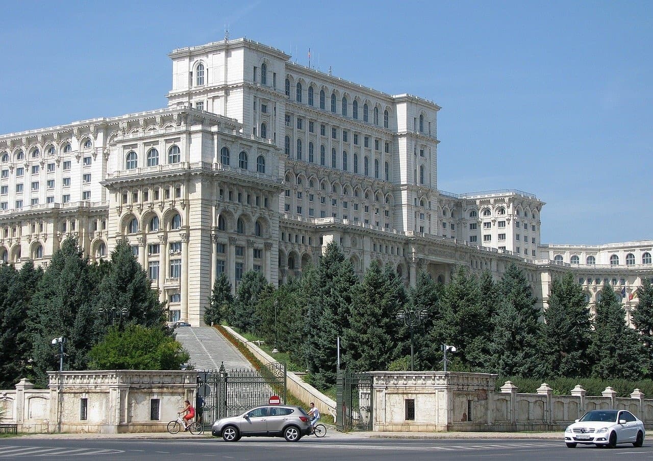 Historic Walks in Bucharest with Walkative!