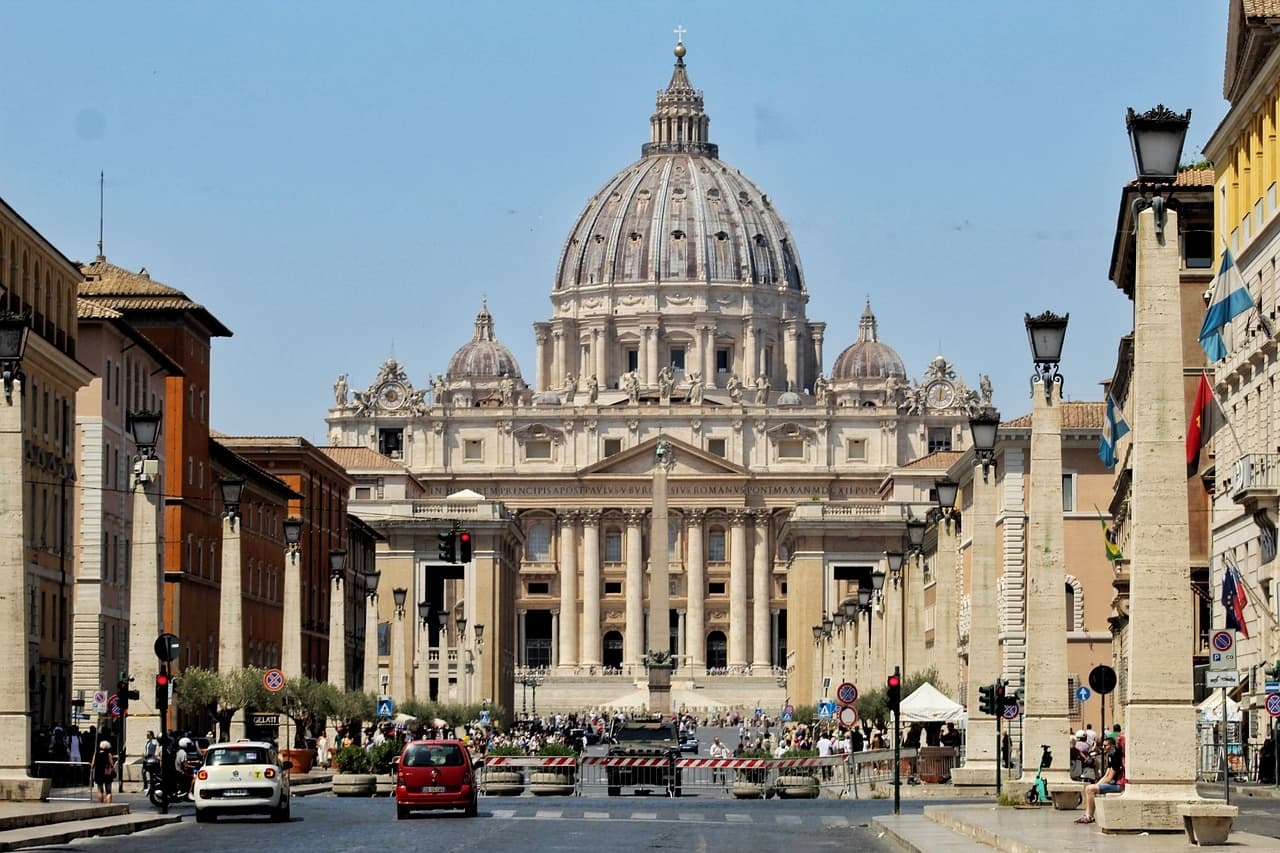 Vatican Art & History Tours with The Touring Pandas in Rome