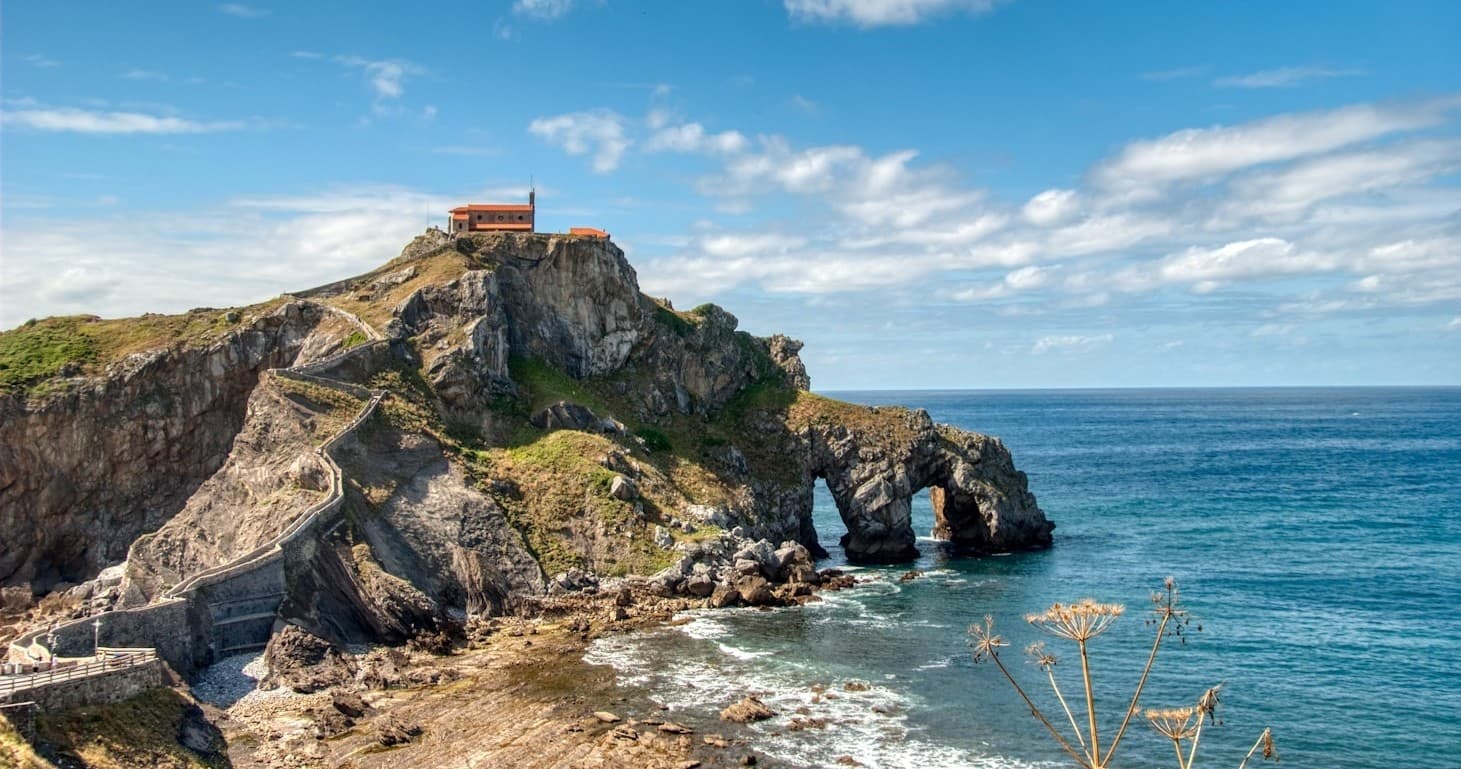 Explore Getaria and the Guggenheim Museum: A Basque Coast Cultural Journey