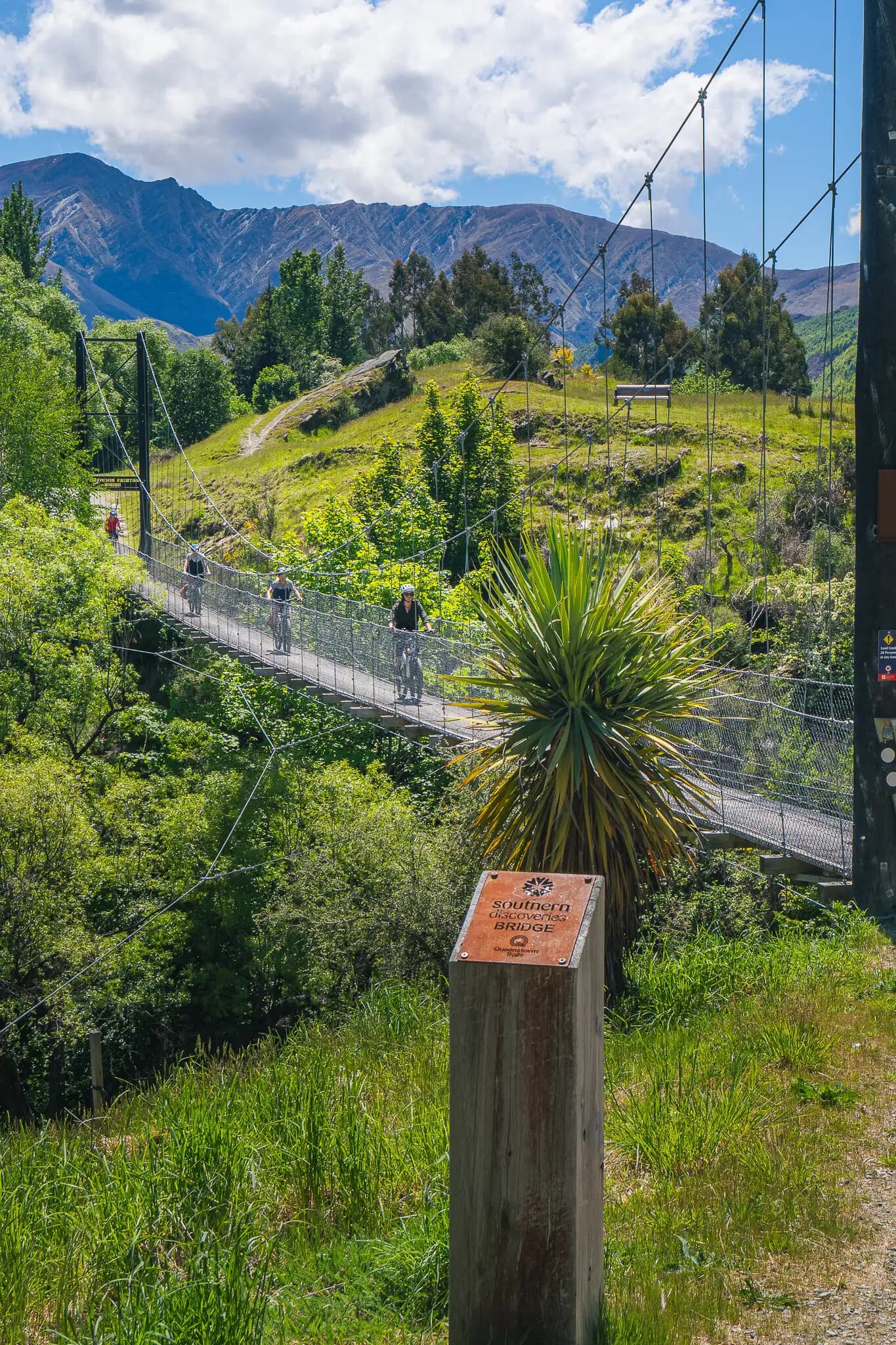 Cycle Queenstown to the Wineries: Arrowtown Trails & Gibbston Wine Tasting photo 1