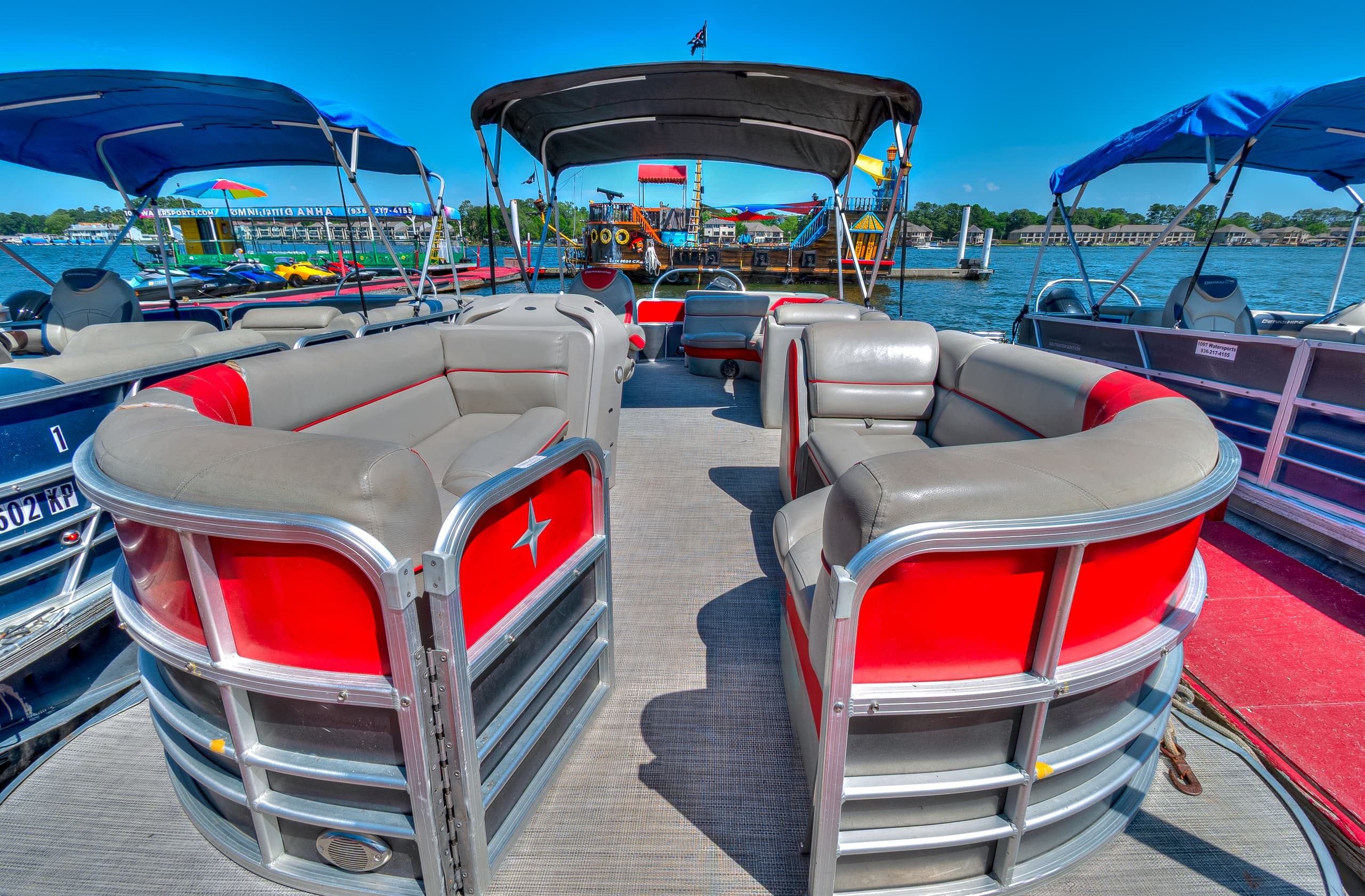 Discover Tritoon Rental 150 in Montgomery, Texas