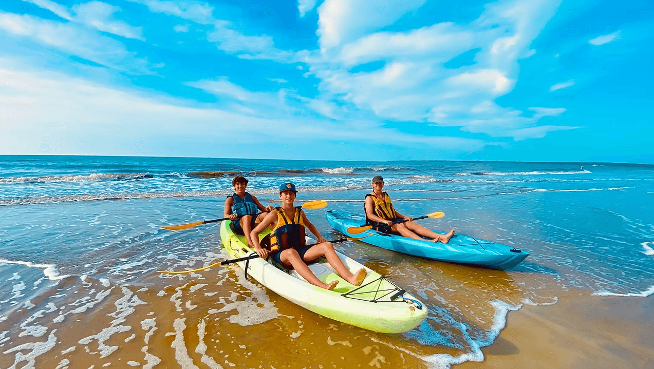 Barry's Beach Service, Inc. team